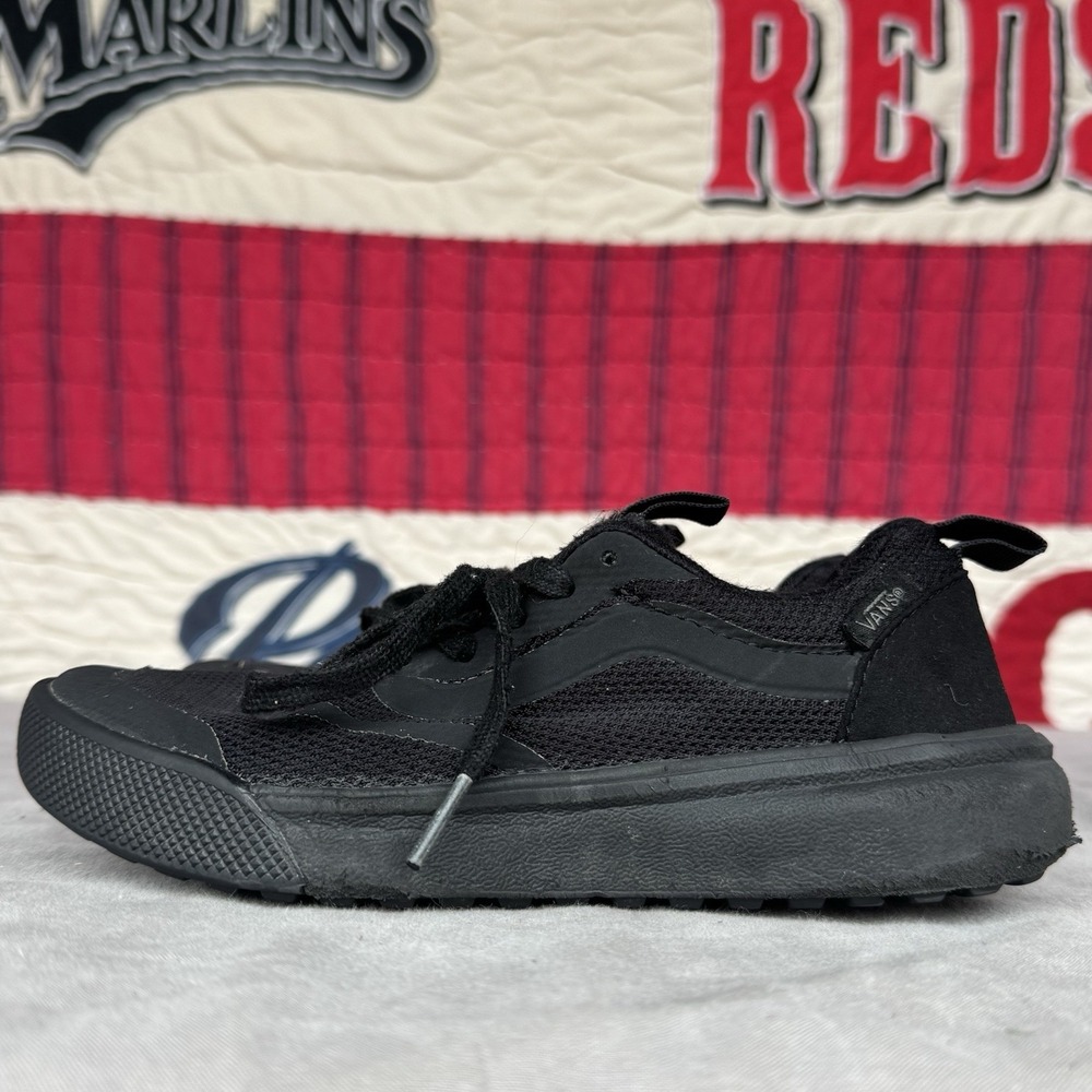 Size M3.5/W5 - Vans UltraRange Black Shoes